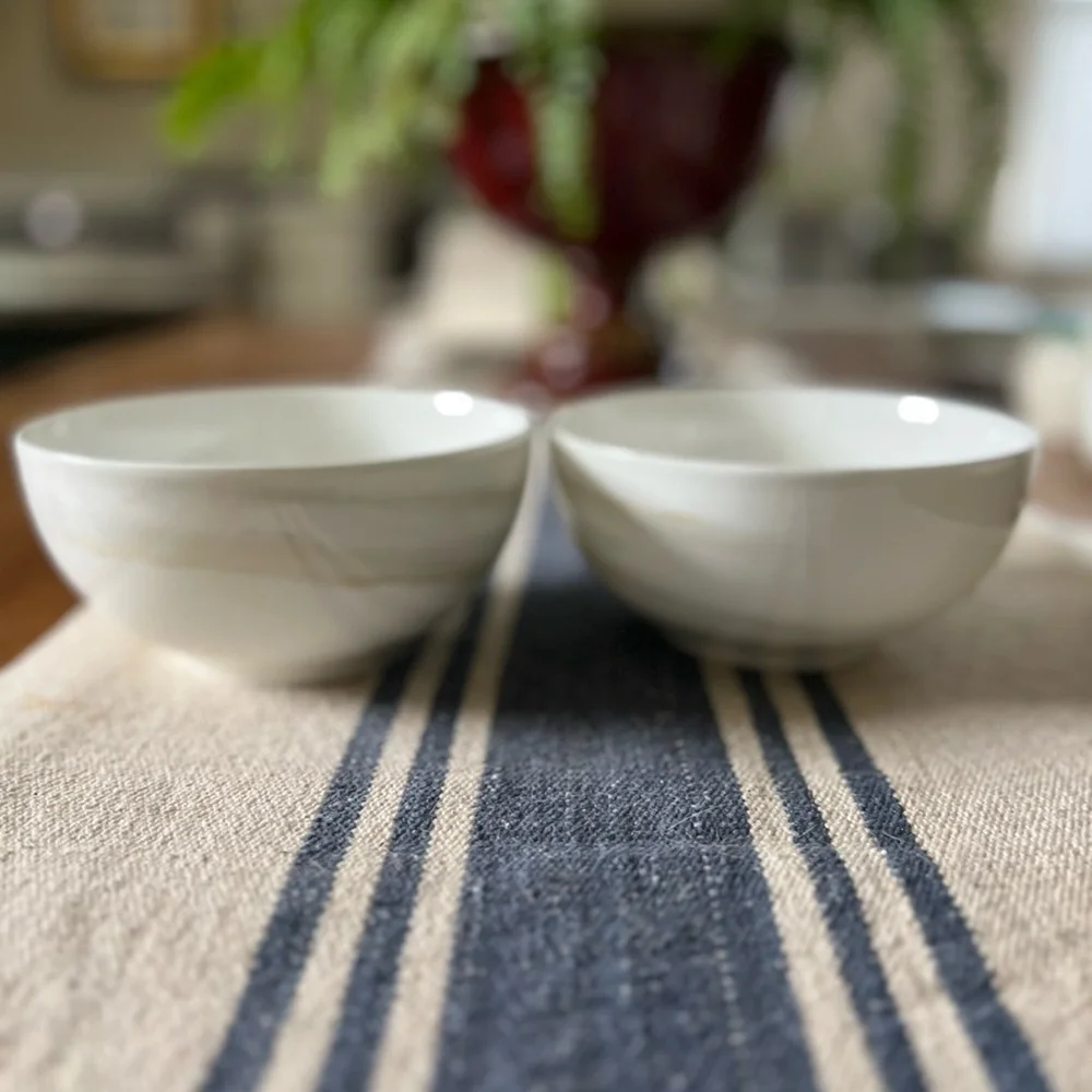 2 WEDGWOOD  Vera Wang Vera Venato Imperial Marble Bone China Cereal Bowls 5.75”